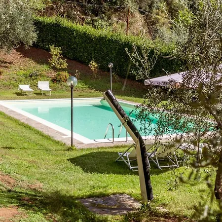 منزل ريفي Al Giardino Degli Ulivi